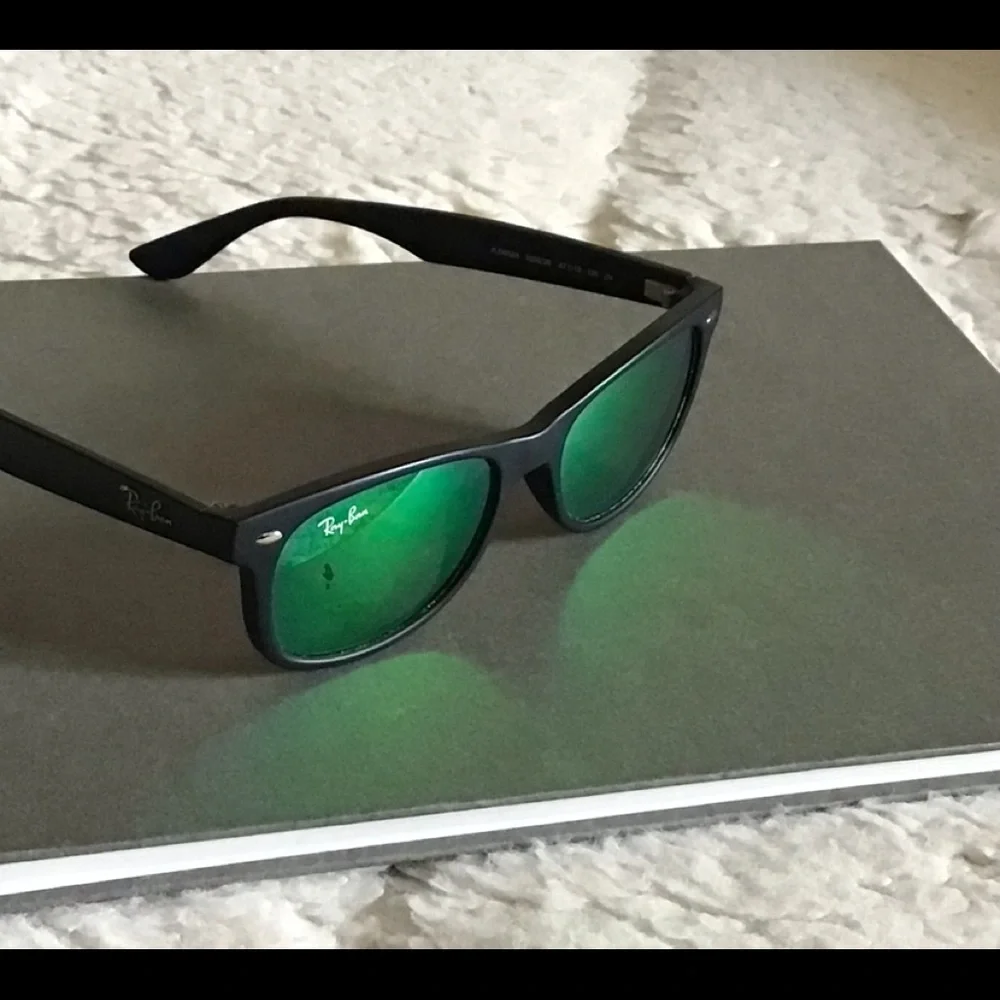 Ray-Ban Junior RJ9052S 100S/3R Black Wayfarer Classic Sunglasses Frames 47 15